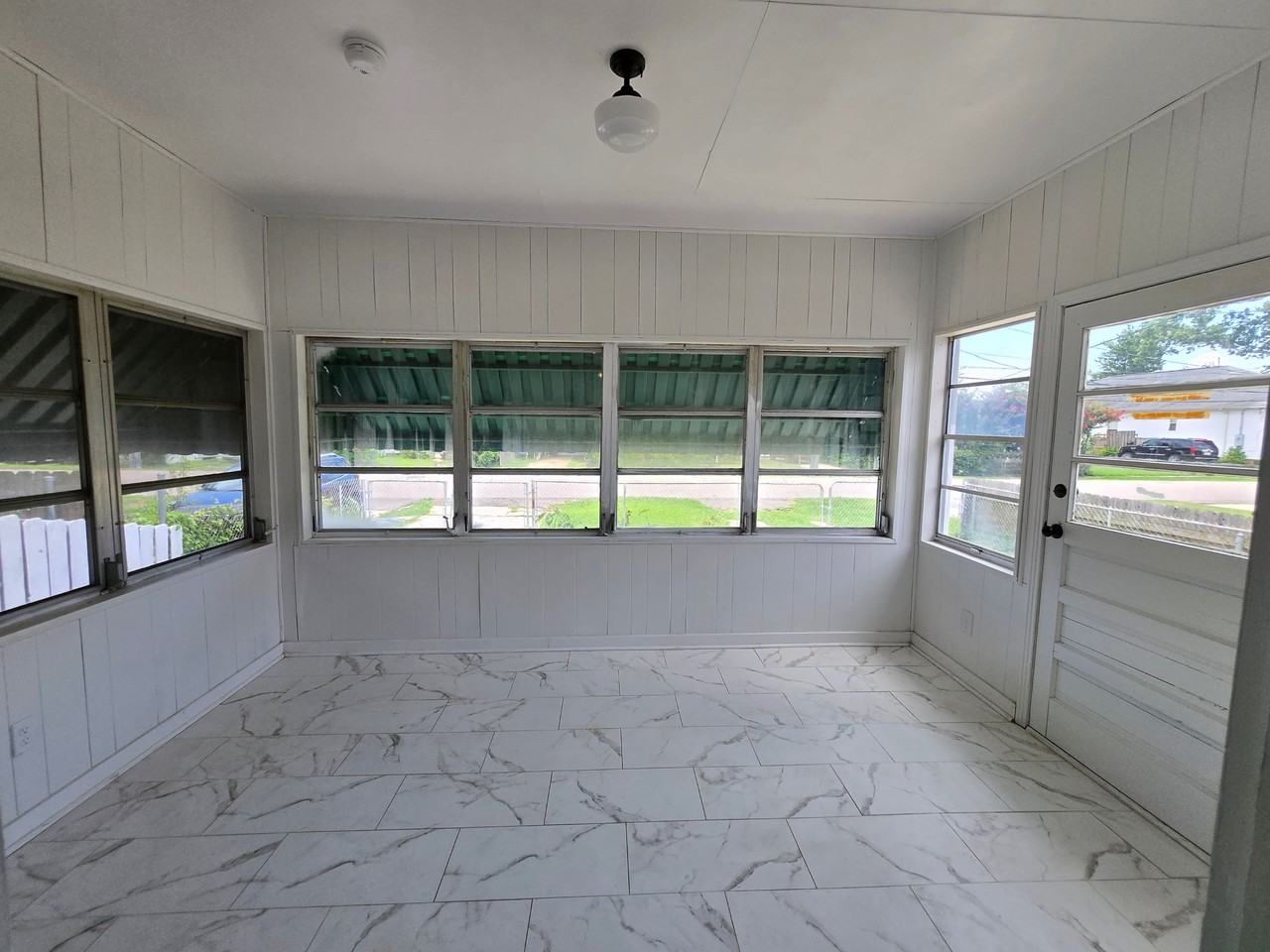 428 Papworth Ave #NA - Photo 3 of 11