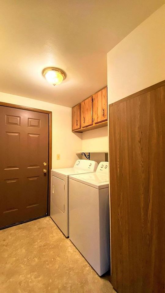 2014 Queen Anne Pl #NA - Photo 3 of 10