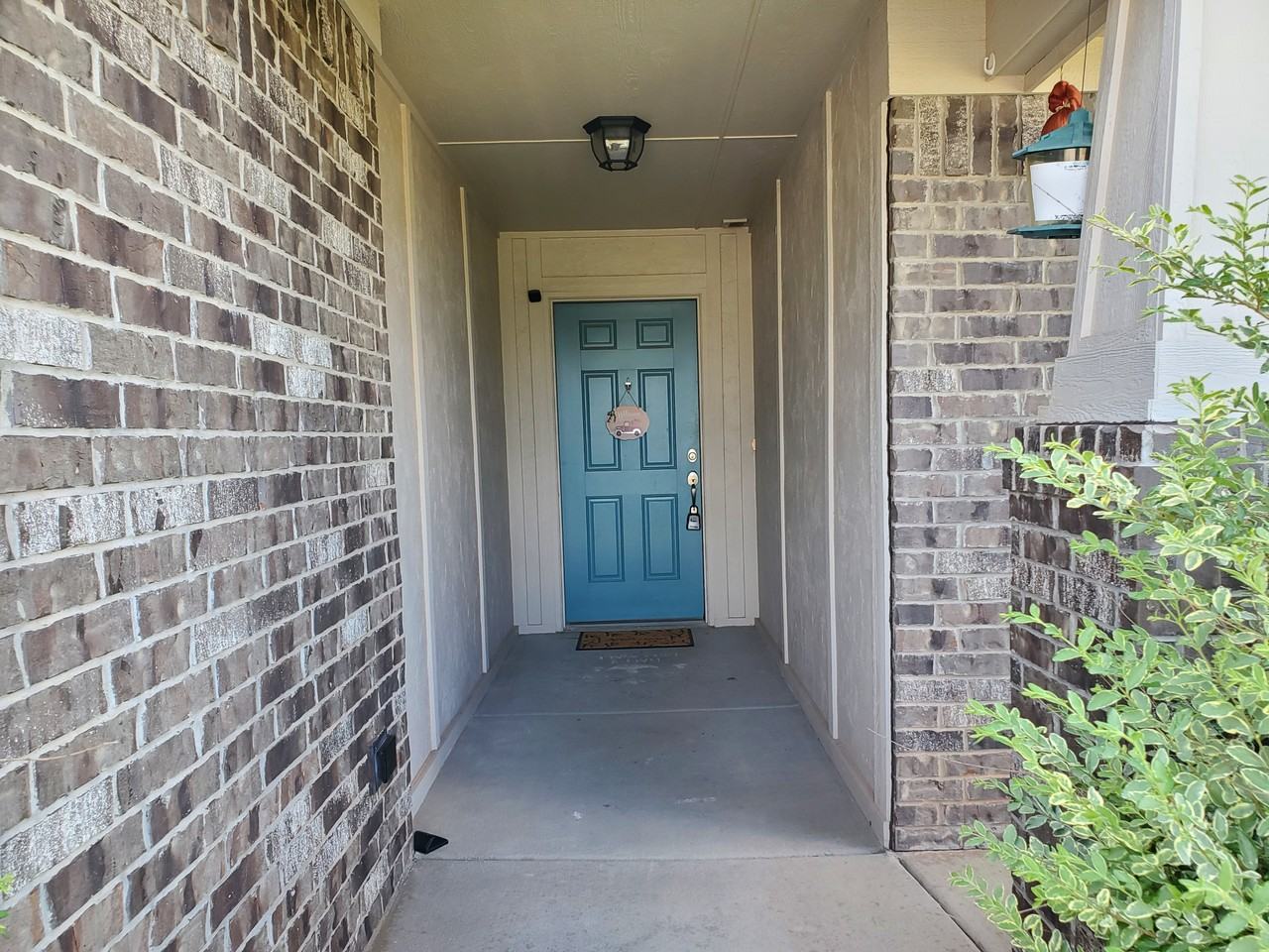 15729 Capulet Dr #NA - Photo 3 of 5
