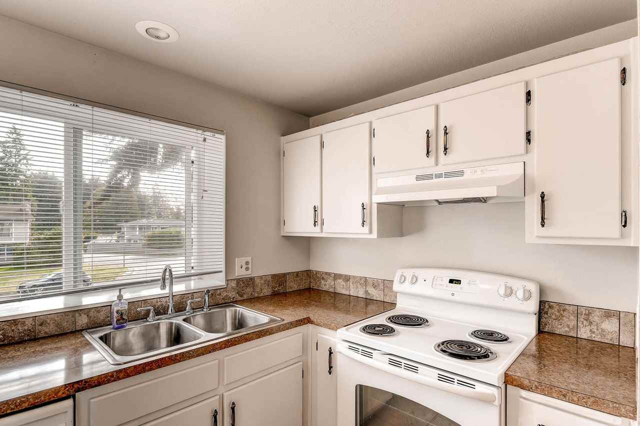 1624 Nw 193rd St #TH - Photo 7 of 14