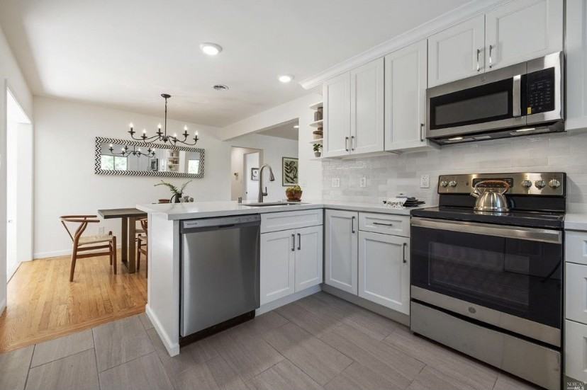 35 Victor Ct #NA - Photo 2 of 17