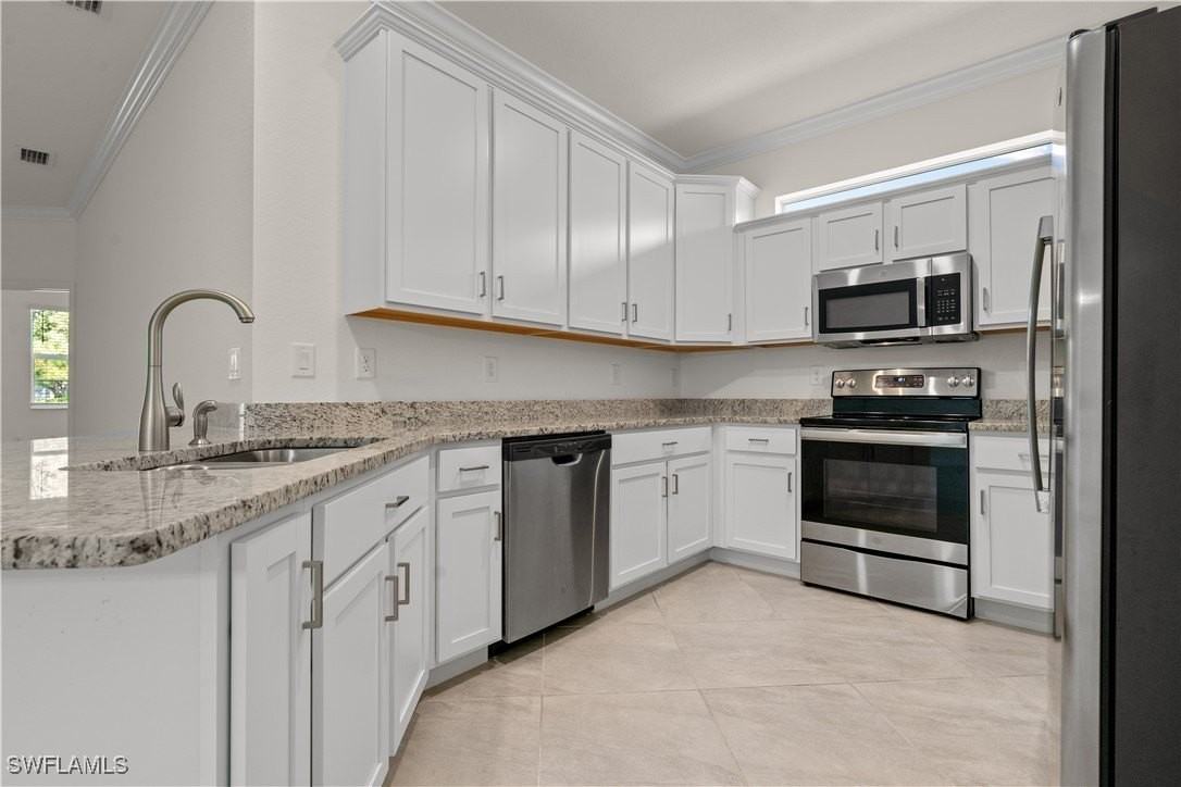 4240 Lemongrass Dr - Photo 6 of 24