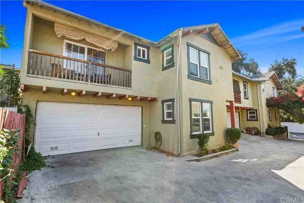 37 East Howard Street - Photo 2 of 10