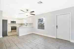 featured image of 610 Se 2nd Ave #B