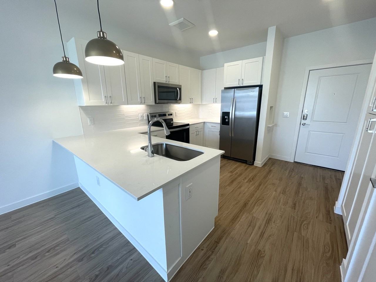 19365 Wilke Ridge Ln #10-102 - Photo 3 of 8