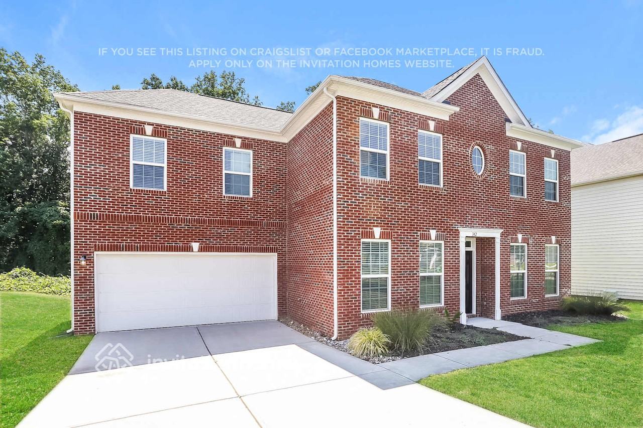 142 Sassafras Rd - Photo 3 of 18