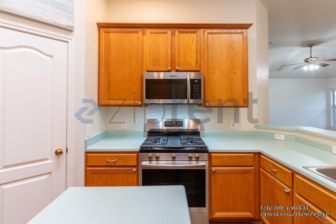 20808 Pacers Gait Ln - Photo 7 of 31