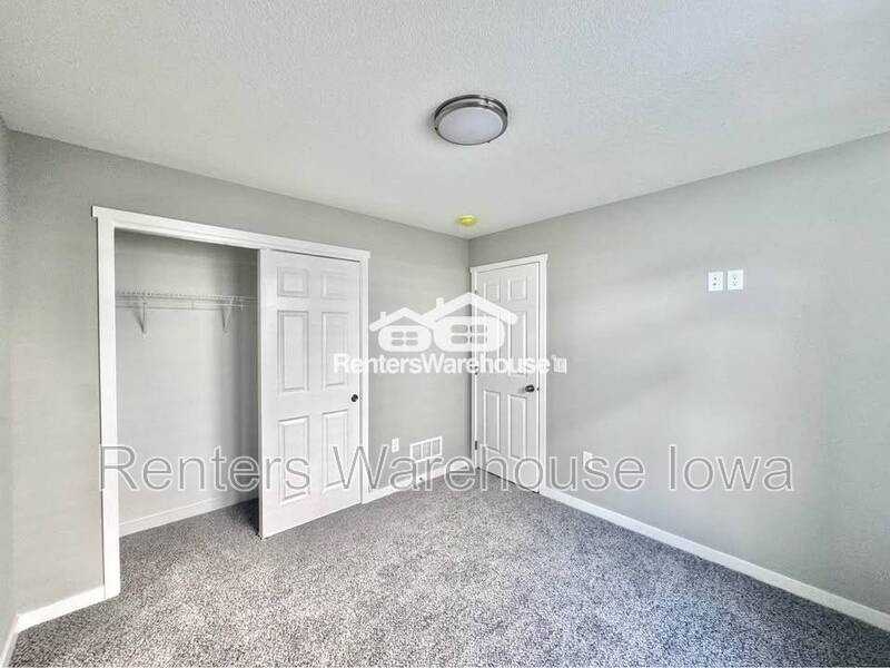 1006 Polk St - Photo 5 of 33