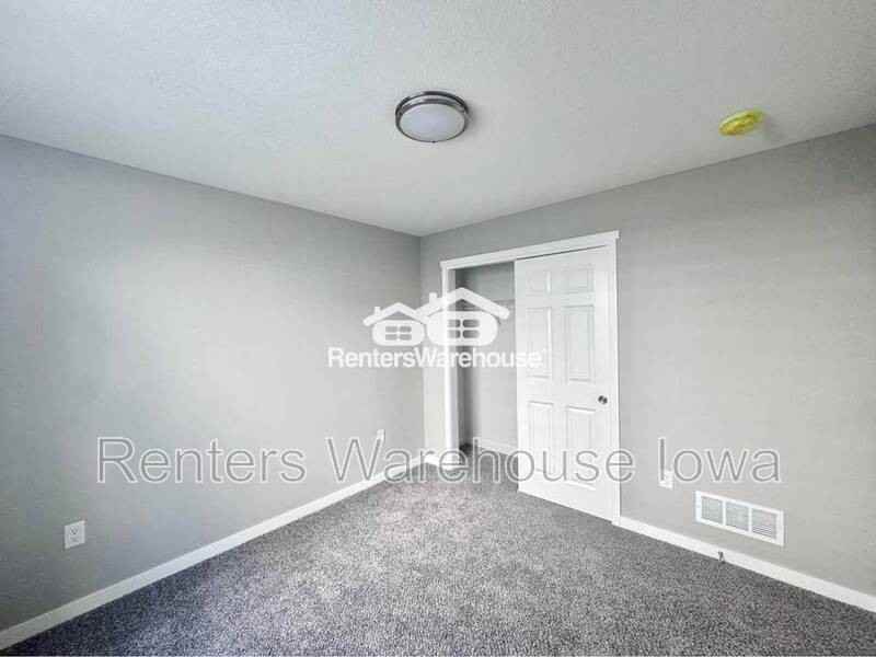 1006 Polk St - Photo 6 of 33