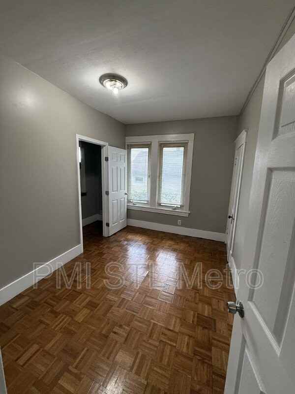 2833 Melody Ln - Photo 3 of 9