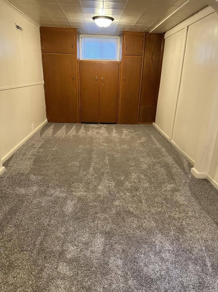 1007 E Corning - Photo 3 of 8