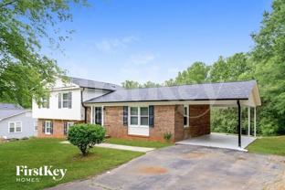 2350 Woodgreen Rd - Photo 1 of 1