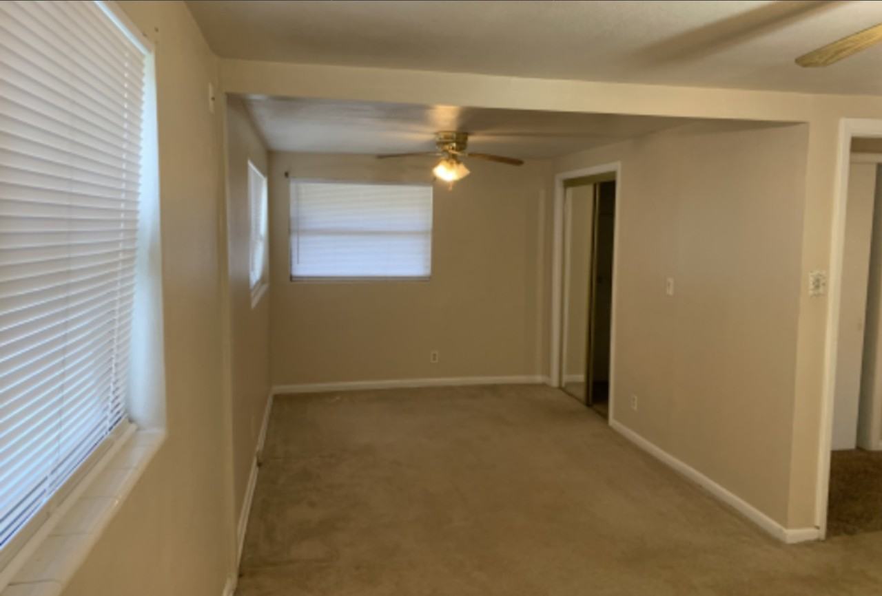 1504 W 24th St #NA - Photo 7 of 11