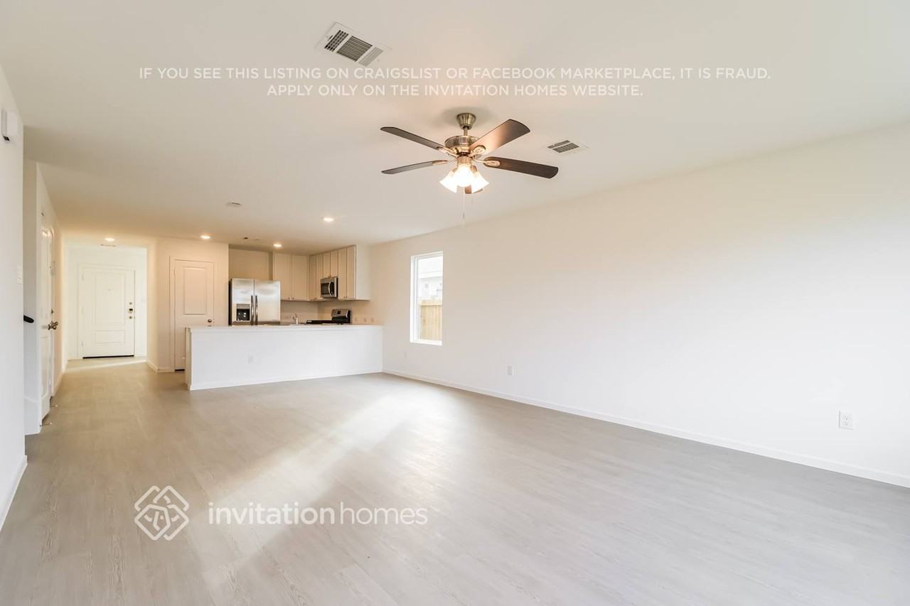 16488 Blossom Grove Dr - Photo 7 of 18