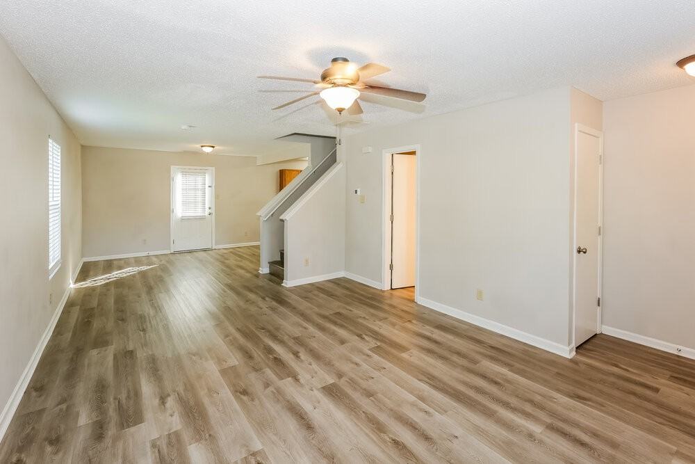 803 Chastain Ave - Photo 7 of 17