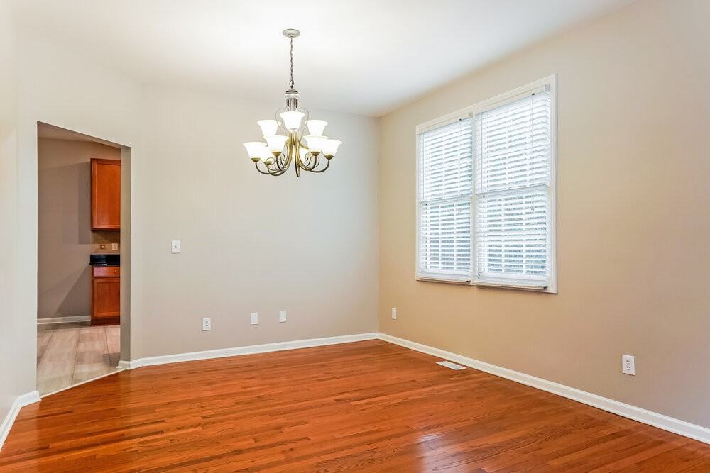 2421 Barton Oaks Dr - Photo 7 of 17