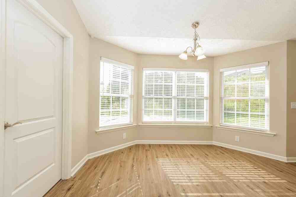 106 Lyndhurst Dr - Photo 6 of 17