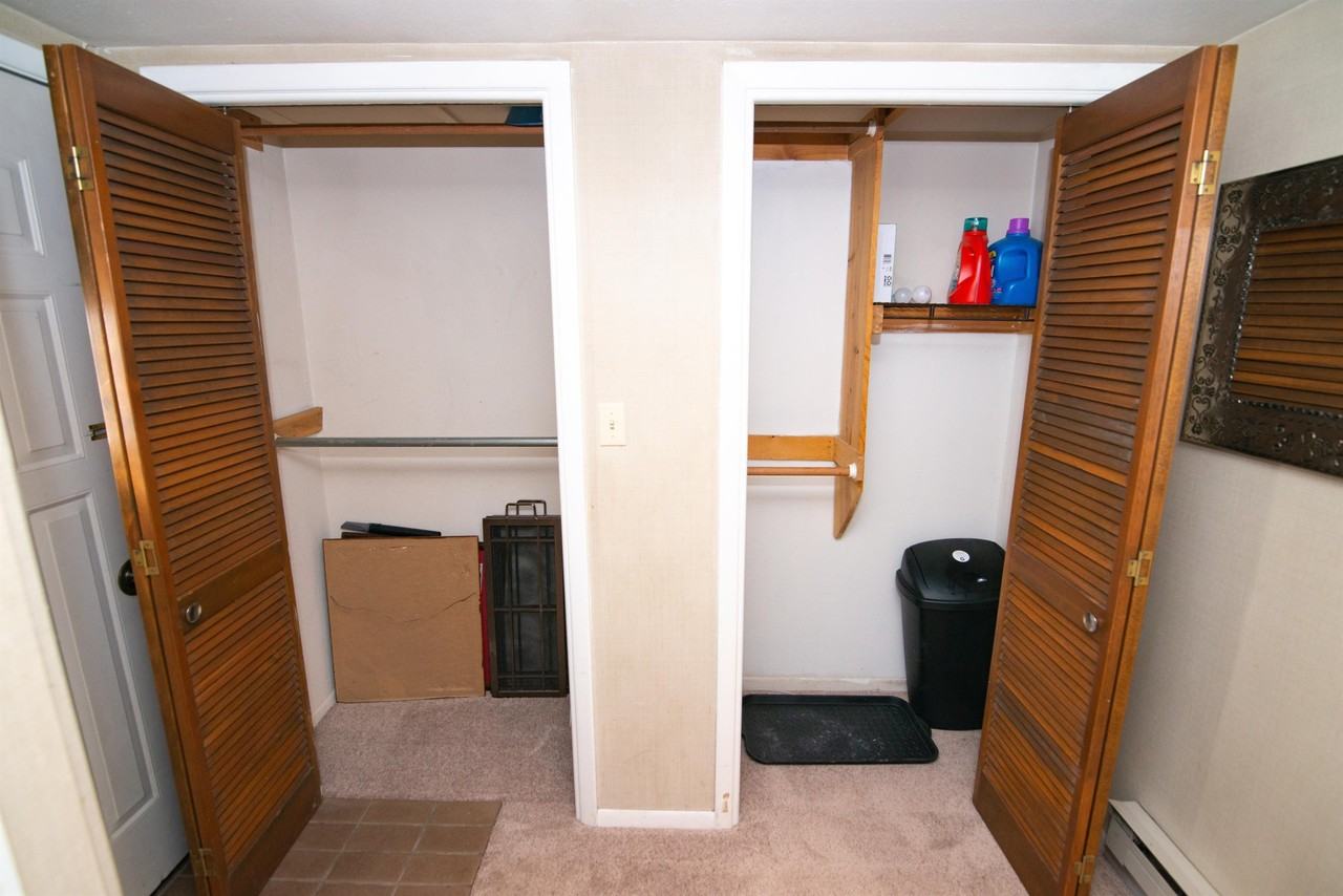 247 Davis Cup Dr #1 - Photo 5 of 22