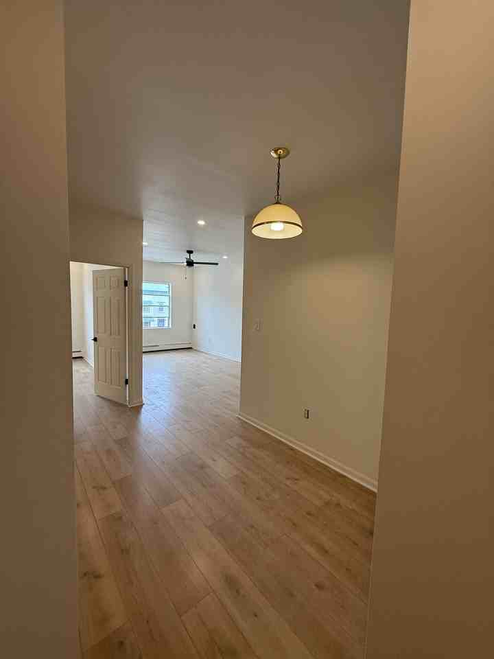 124 Sumpter Street - Photo 3 of 8