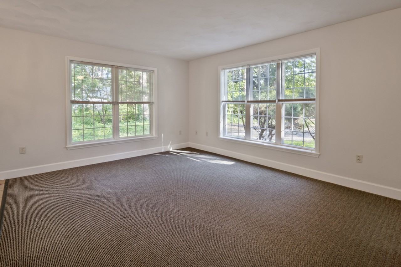 820 Hanshaw Rd #B - Photo 2 of 18