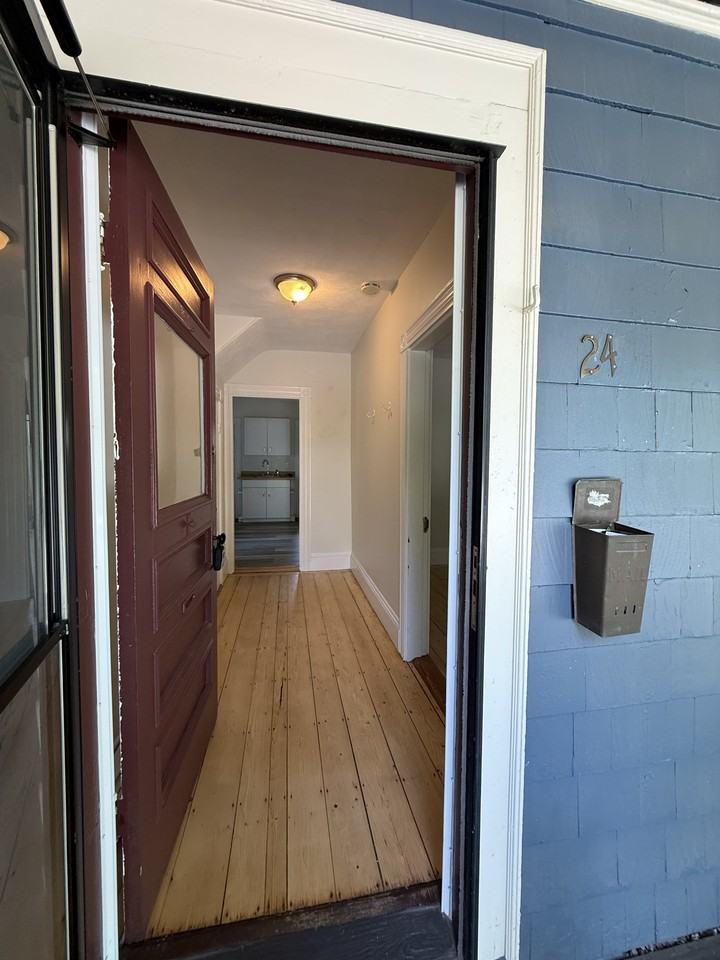 24 Elliot Ter #24 - Photo 2 of 12