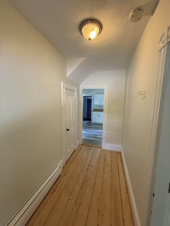 24 Elliot Ter #24 - Photo 3 of 12