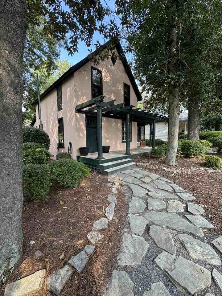 115 E Vermont Ave #NA - Photo 2 of 38