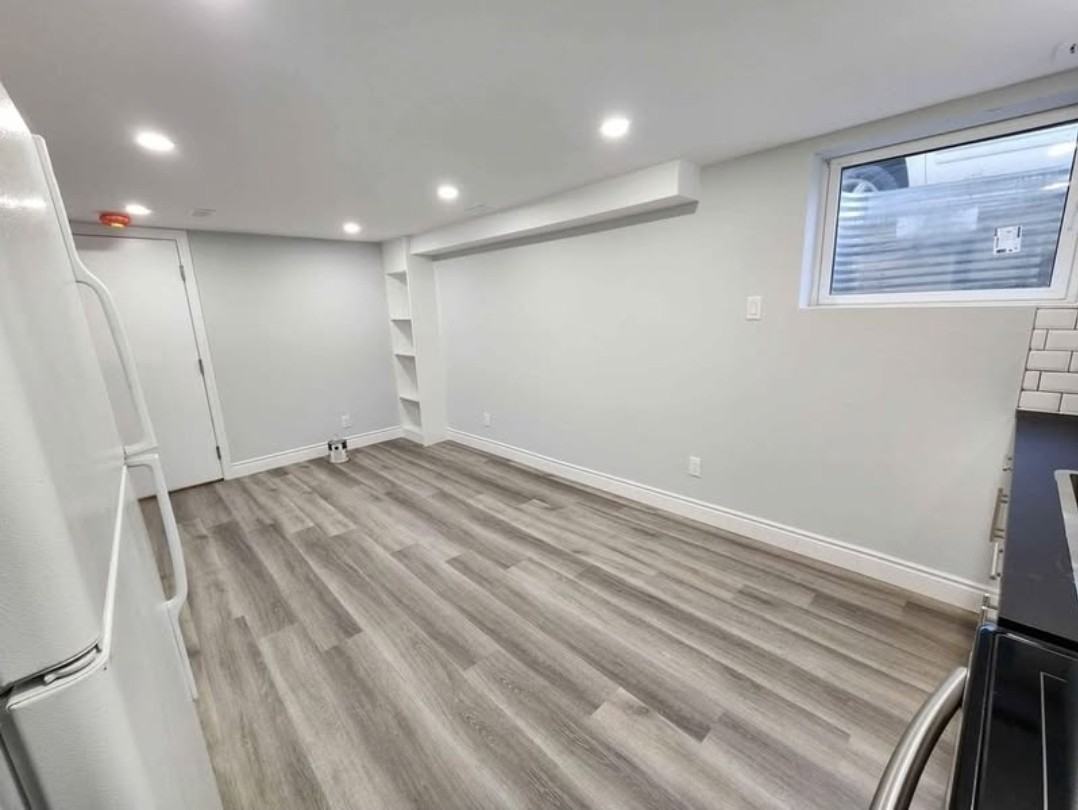 670 Millbank Drive - Photo 3 of 9