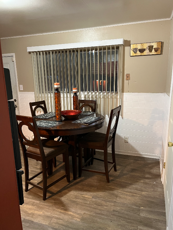 9 Huron Dr #C - Photo 3 of 6