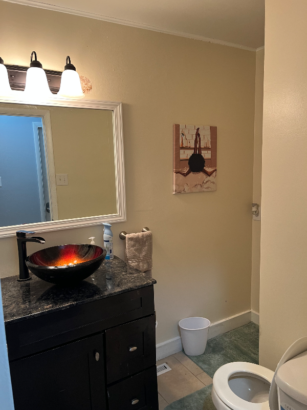 9 Huron Dr #C - Photo 5 of 6