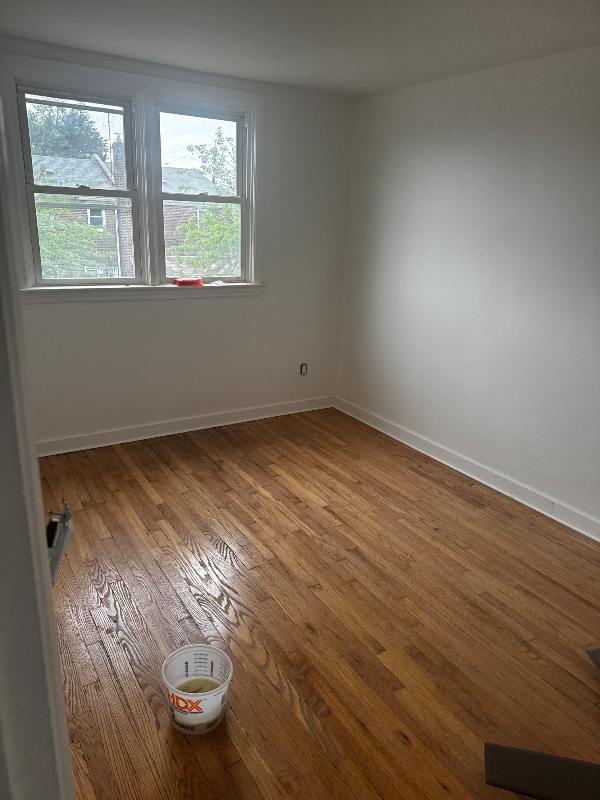 2914 W 3rd St - Photo 3 of 5