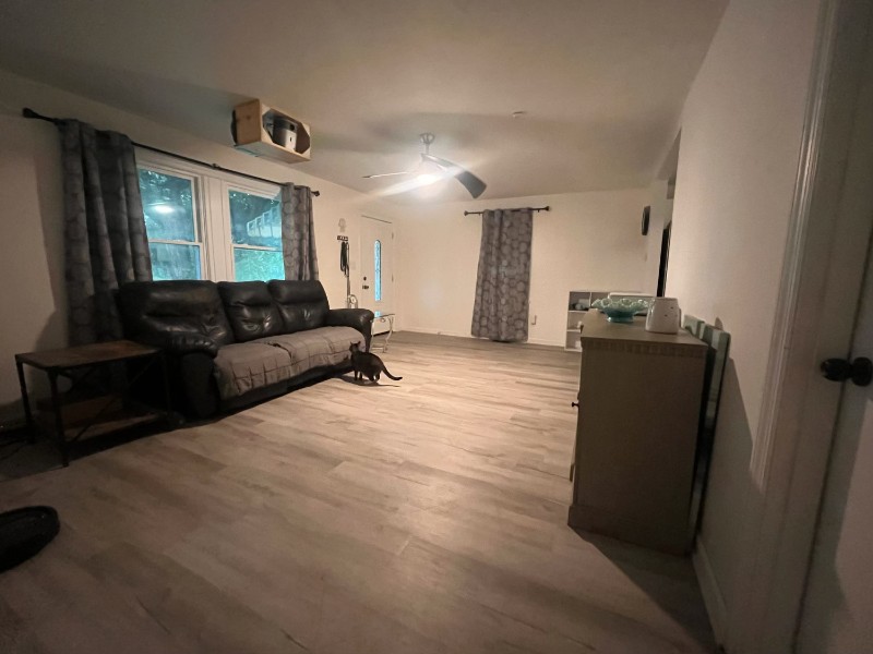 119 6th St - Photo 2 of 10