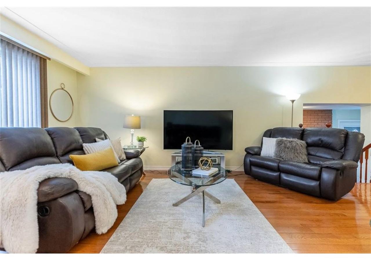 417 Quigley Rd - Photo 3 of 13