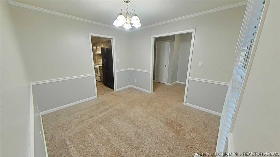 1157 Christina St - Photo 7 of 30