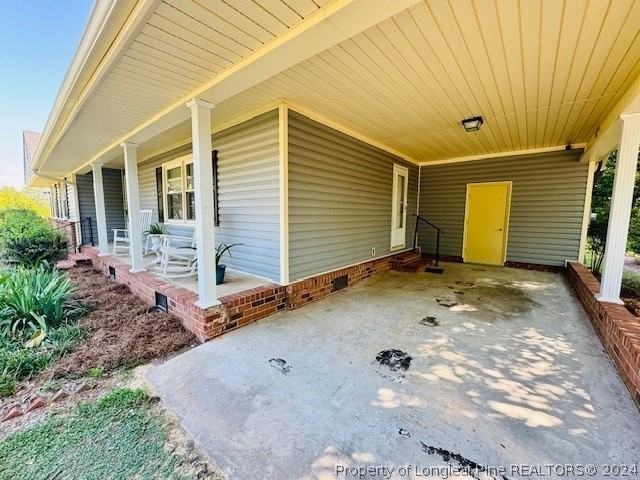 434 Windsor Rd - Photo 4 of 42