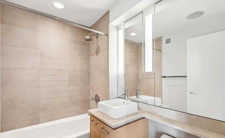 306 Gold Street - Photo 4 of 5