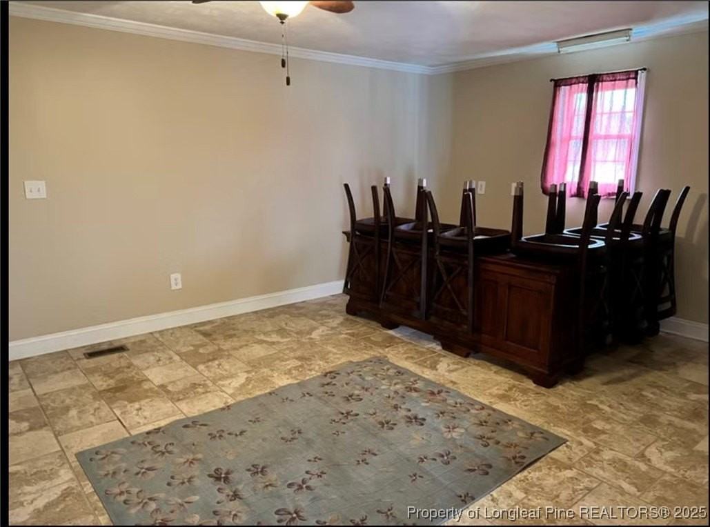 4807 S Main St - Photo 4 of 7