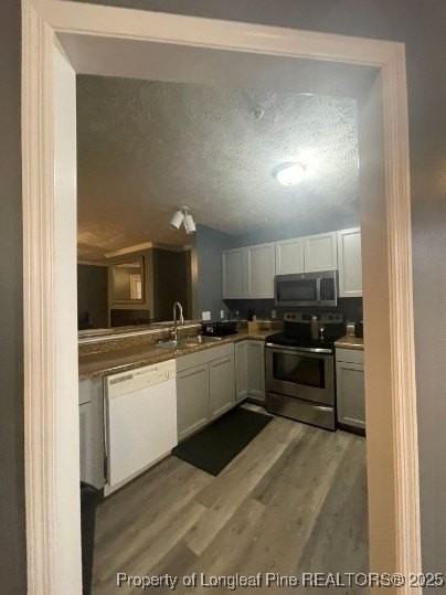 380 Bubble Creek Ct Unit 7 #7 - Photo 5 of 14