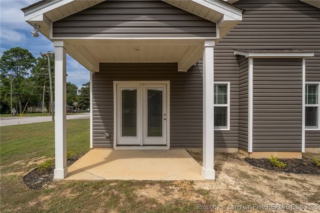 1213 Branson St - Photo 5 of 39