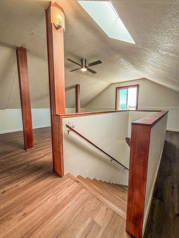 158 N Ocean Ave - Photo 7 of 35