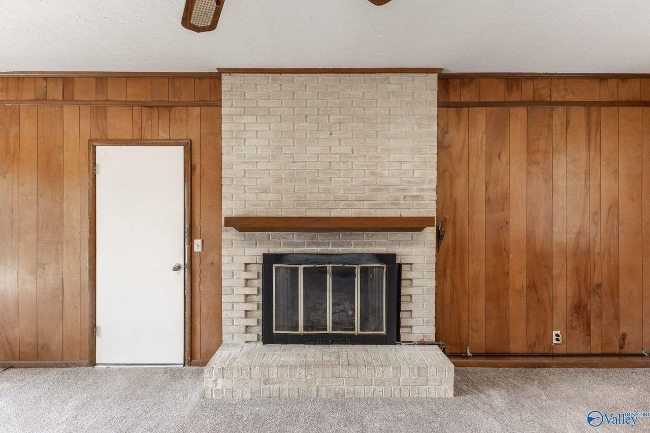 904 Chatterson Rd Se - Photo 7 of 34