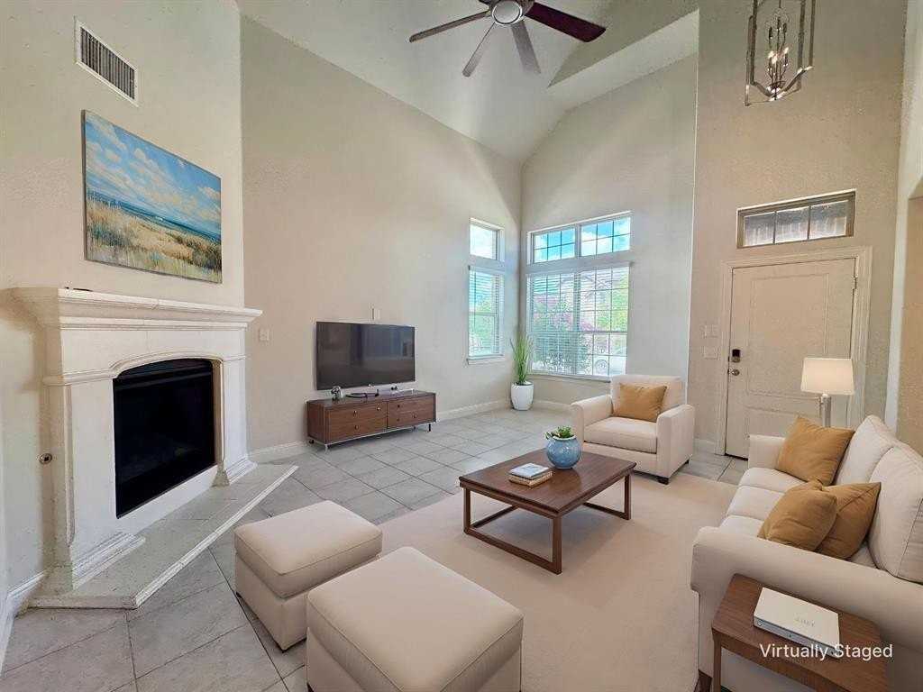 7216 Wildflower Way - Photo 2 of 22