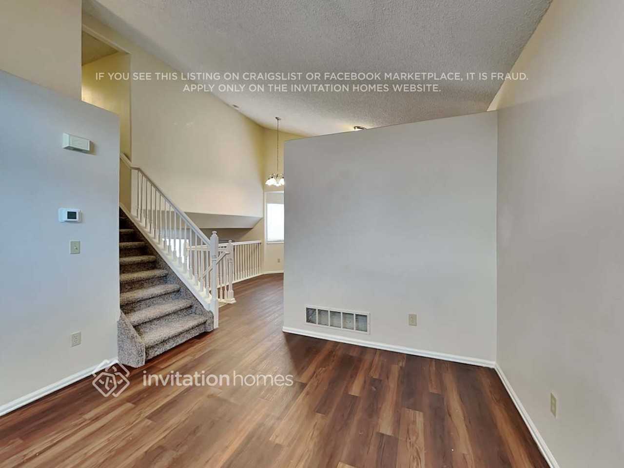 7403 Middle Bay Way - Photo 5 of 19