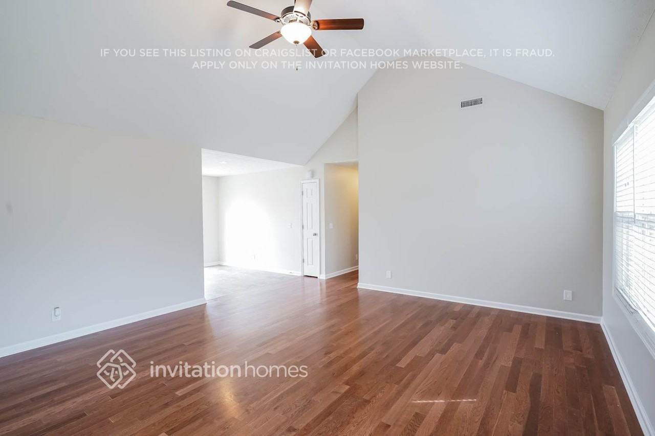 316 Brandywine Ln - Photo 3 of 16