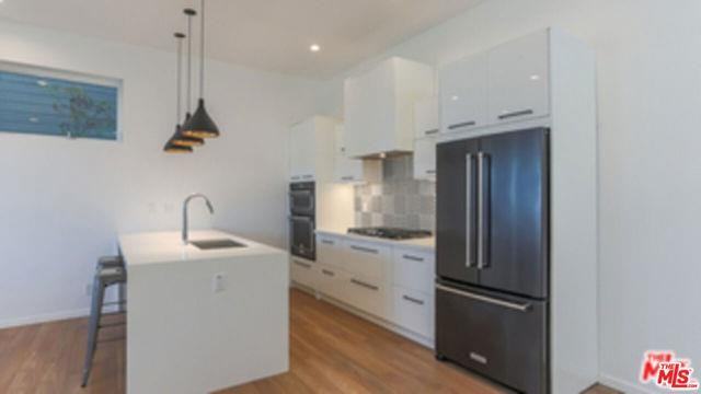 653 Cross Ave - Photo 3 of 8