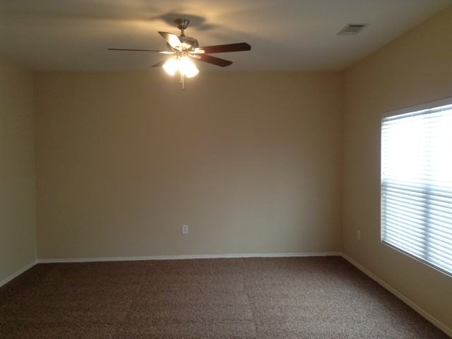 607 Waterlemon Way - Photo 2 of 9