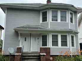 4114 N Lockwood Ave - Photo 1 of 1