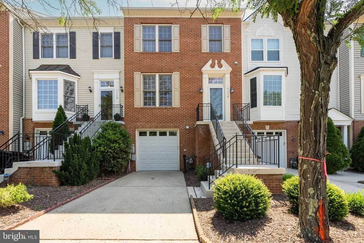 43150 Katama Sq - Photo 2 of 39