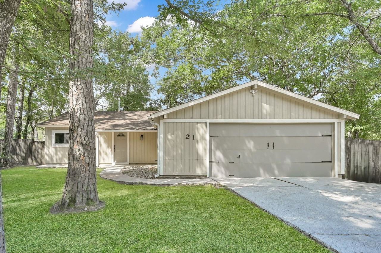 21 Gambrel Oak Pl - Photo 3 of 8