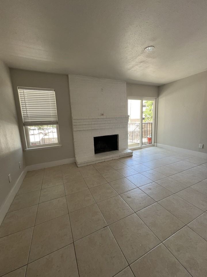 8095 Meadow Rd #236 - Photo 2 of 8